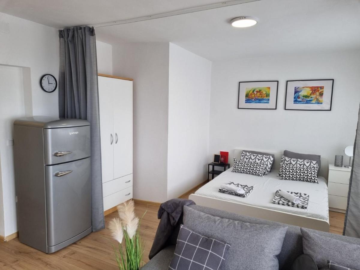 Apartmani Mali Selce Extérieur photo